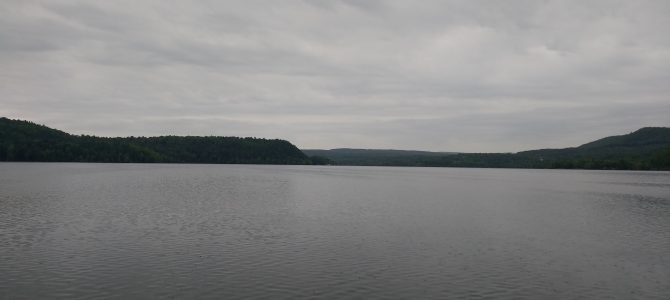 Calm wind and light rain this morning